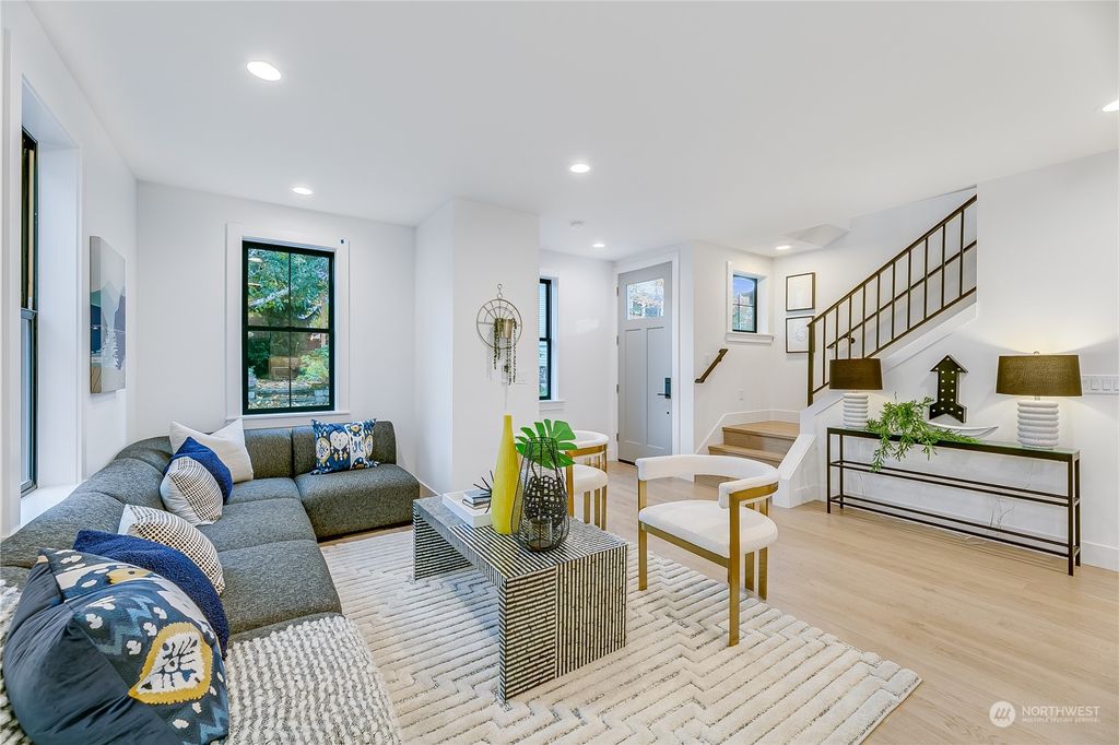 Photo of 6046 4th Avenue NE, Seattle, WA 98115 (MLS # 2134718)