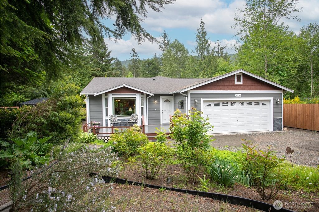 Photo of 6236 Shamrock Road, Maple Falls, WA 98266 (MLS # 2507287)