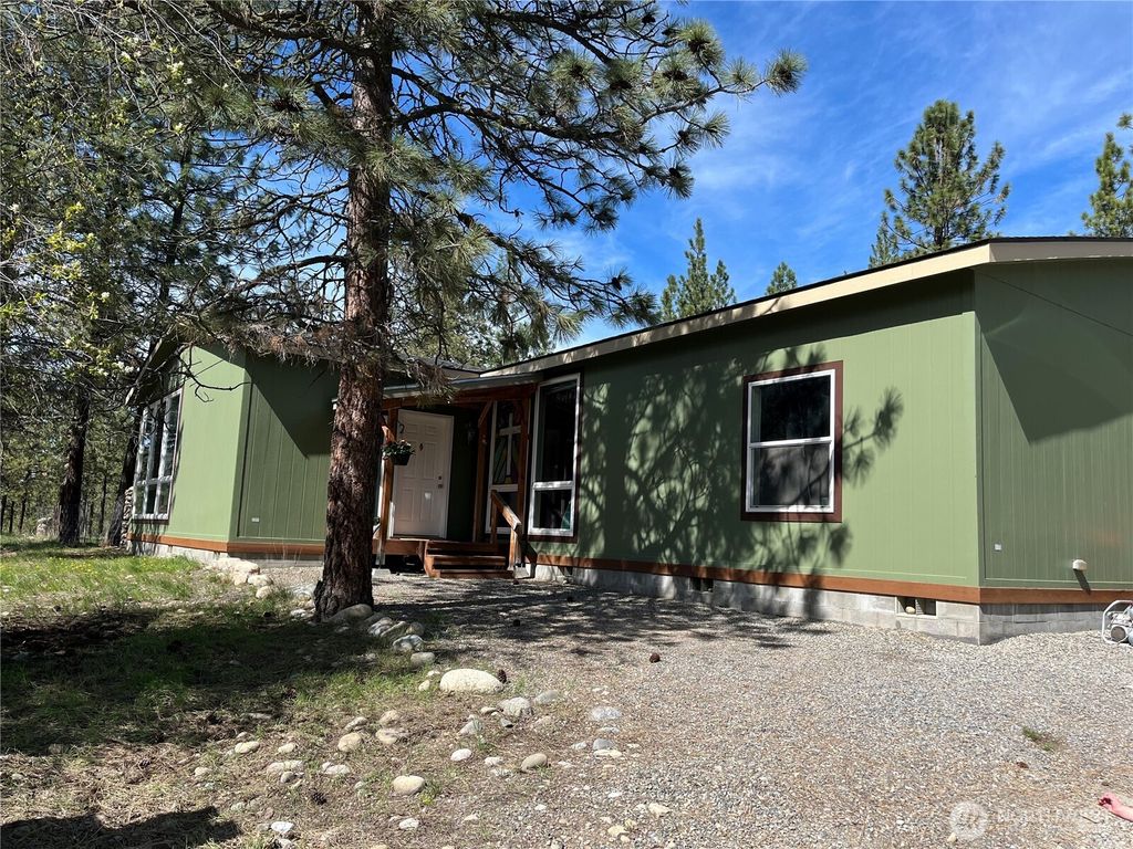 Photo of 39 Twin Lakes Drive, Twisp, WA 98856 (MLS # 2506916)