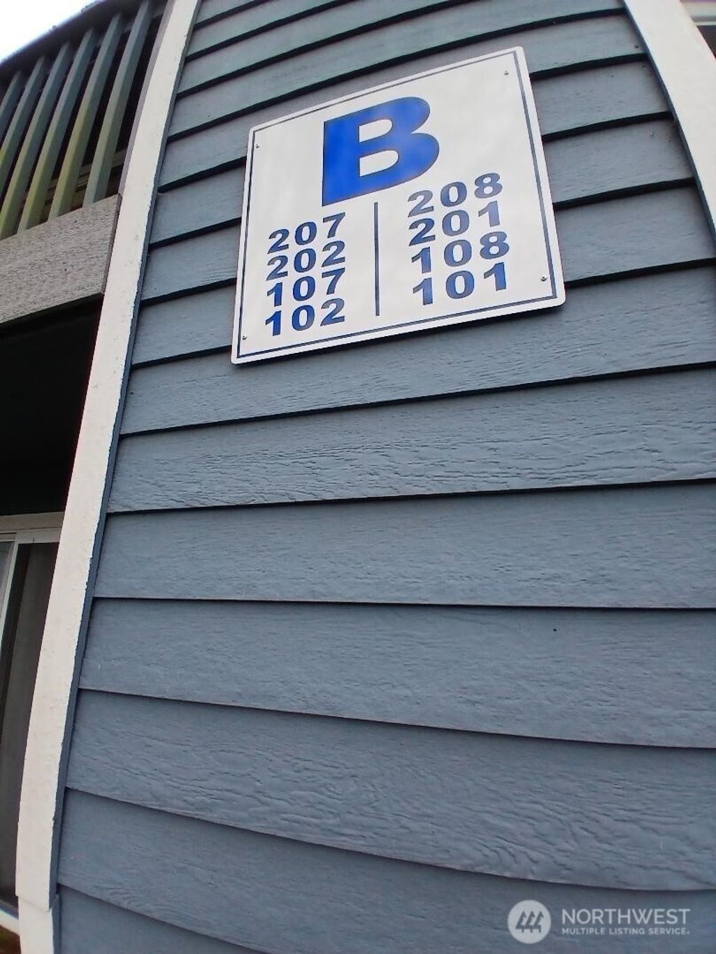 Photo of 16817 Larch Way #B101, Everett, WA 98037 (MLS # 2476009)