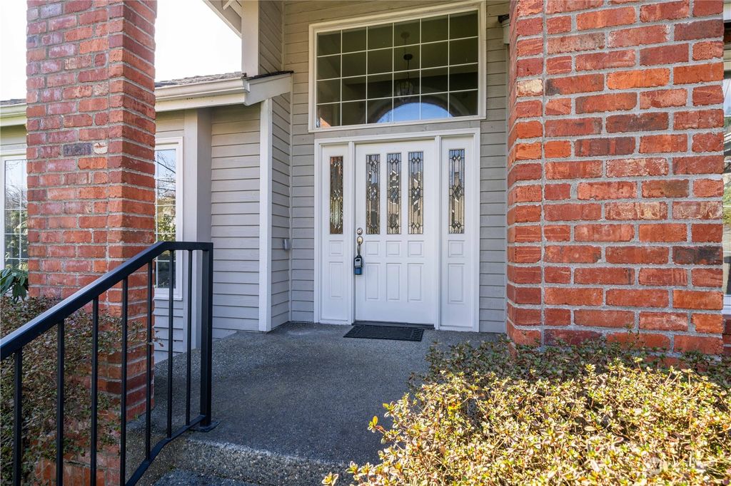 Photo of 8401 127th Avenue SE, Newcastle, WA 98056 (MLS # 2207021)