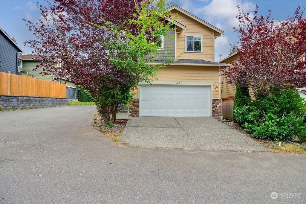 Photo of 1204 139th Place SW, Lynnwood, WA 98087 (MLS # 2261821)
