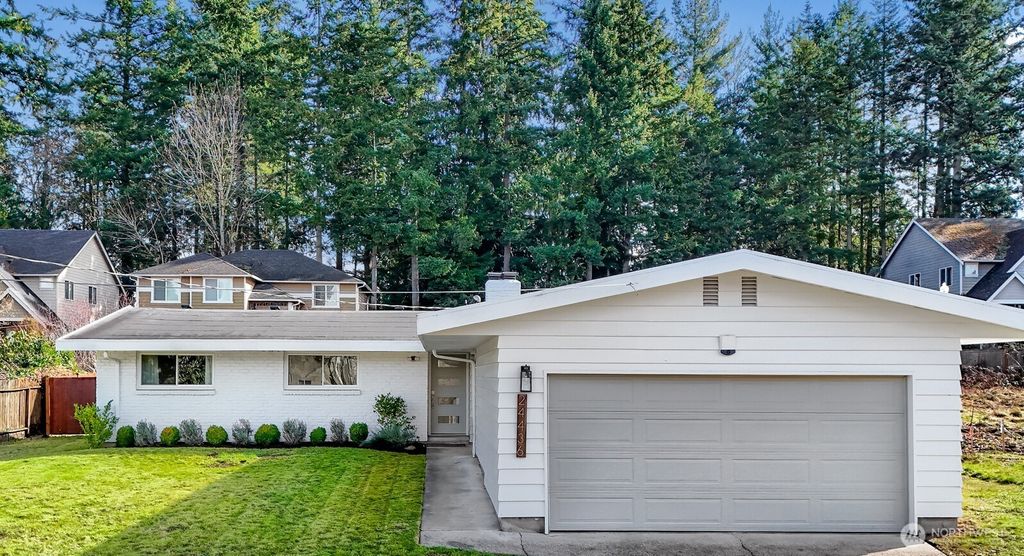 Photo of 24436 109th Place SE, Kent, WA 98030 (MLS # 2338339)