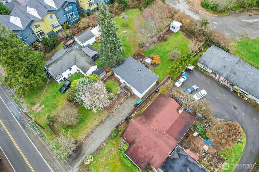 Photo of 19830 25th Ave Ave NE, Shoreline, WA 98155 (MLS # 2348106)