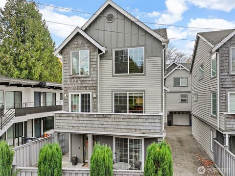 Photo of 4535 NE 55th Street, Seattle, WA 98105 (MLS # 2452191)