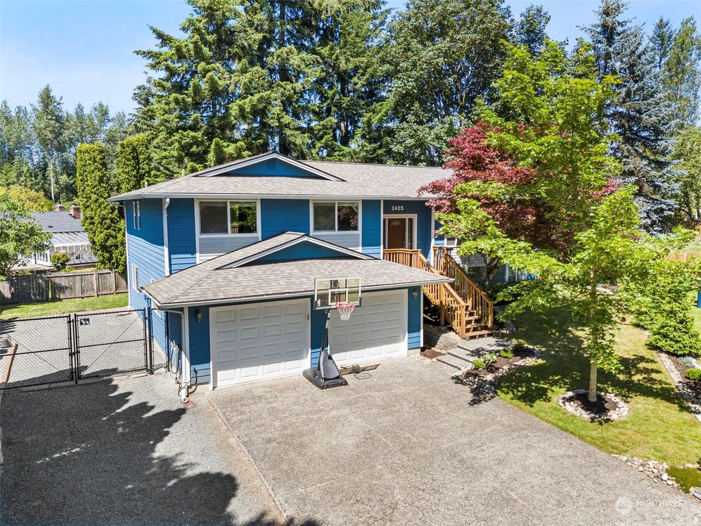 Photo of 2425 166th Place SE, Bothell, WA 98012 (MLS # 2254611)