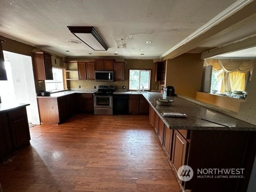 Photo of 4541 S Brandon St, Seattle, WA 98118 (MLS # 2156029)