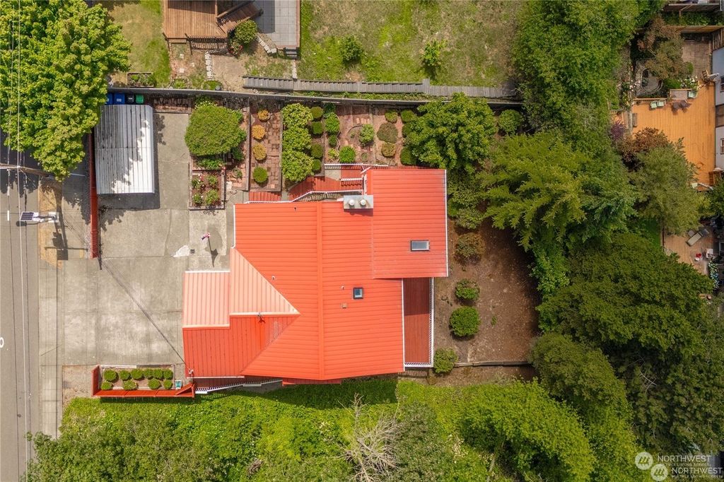 Photo of 5461 16th Avenue SW, Seattle, WA 98106 (MLS # 2298125)