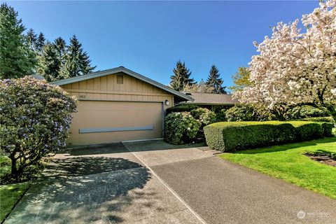 Photo of 1102 131st Street S, Parkland, WA 98444 (MLS # 2225041)