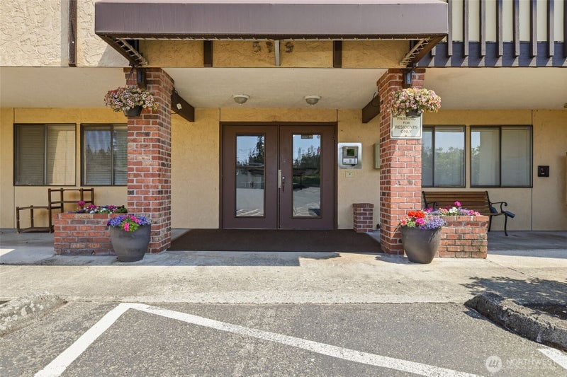 5719 Highway Place 18