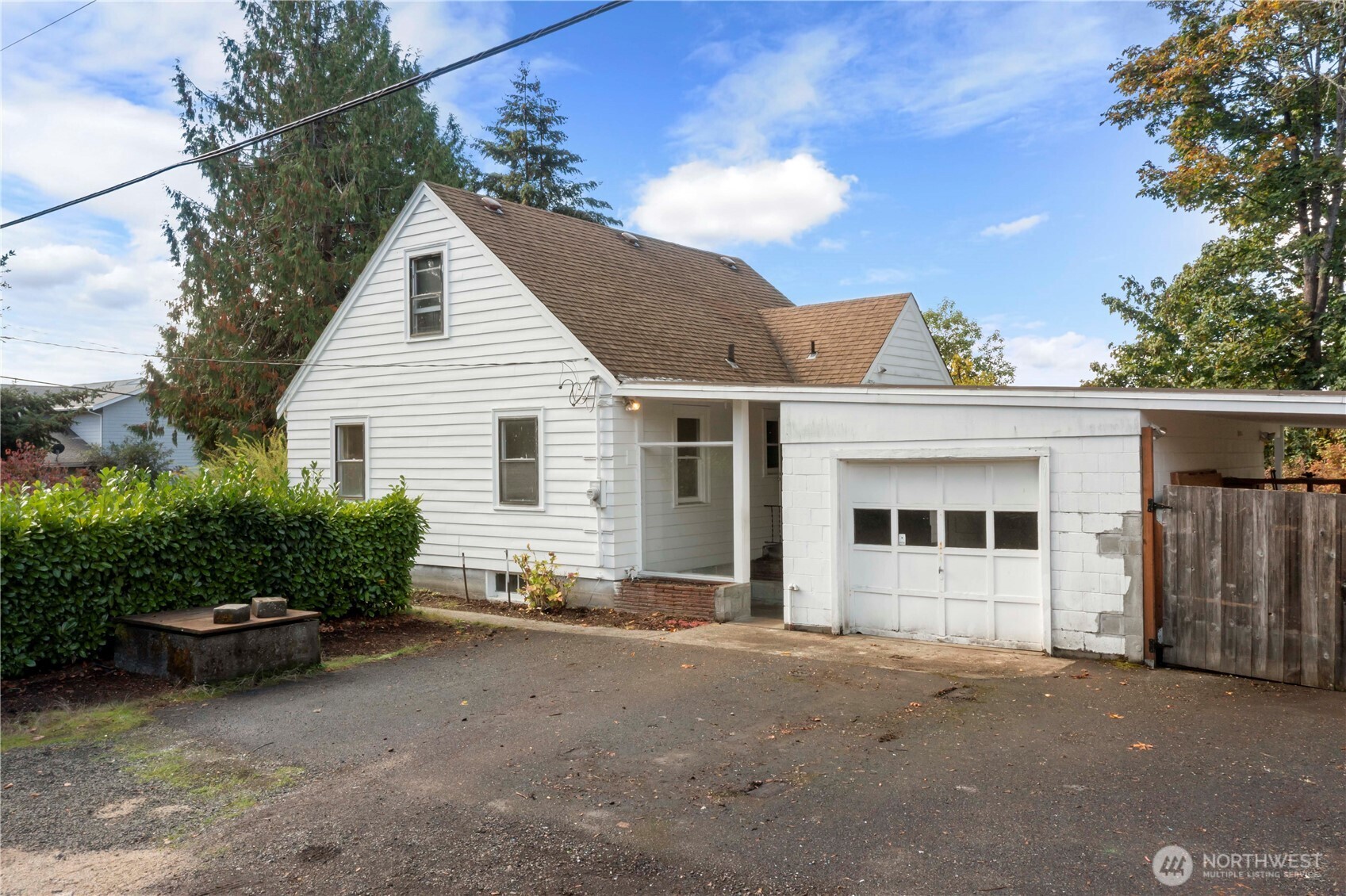 718 Milas lots 4 5 6 Avenue NE