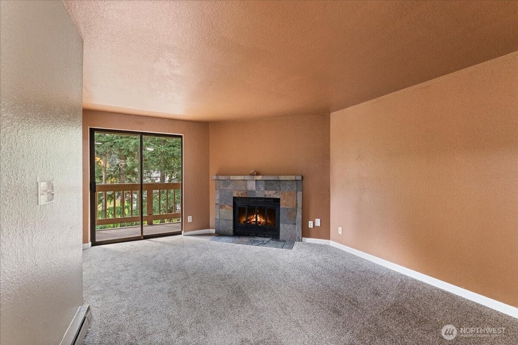 Photo of 17435 119 Lane SE #D31, Renton, WA 98058 (MLS # 2592630)