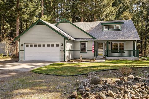 Photo of 18210 Park Lane SE, Yelm, WA 98597 (MLS # 2502602)