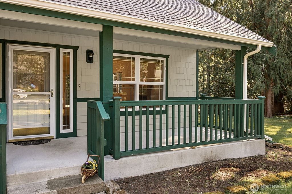 Photo of 18210 Park Lane SE, Yelm, WA 98597 (MLS # 2502602)