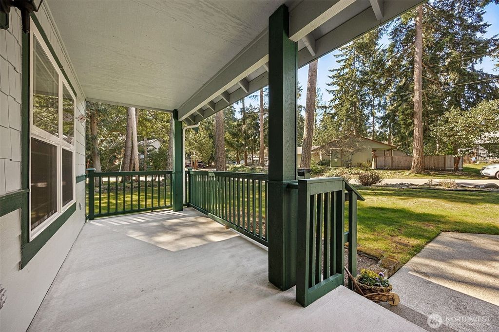 Photo of 18210 Park Lane SE, Yelm, WA 98597 (MLS # 2502602)