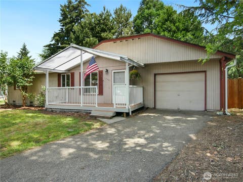 Photo of 13301 45th Avenue NE, Marysville, WA 98271 (MLS # 2538043)