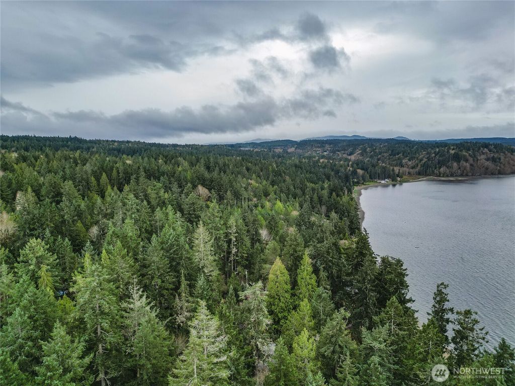 Photo of 7418 NW Ioka Drive, Silverdale, WA 98383 (MLS # 2485746)