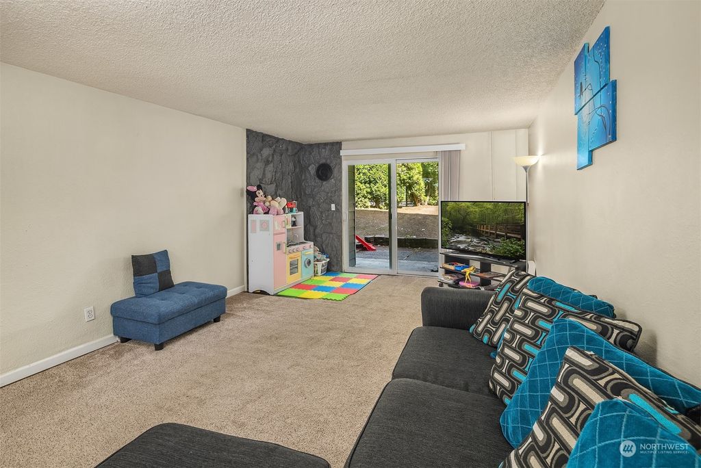 Photo of 14580 NE 31st Street #G-107, Bellevue, WA 98007 (MLS # 2249574)