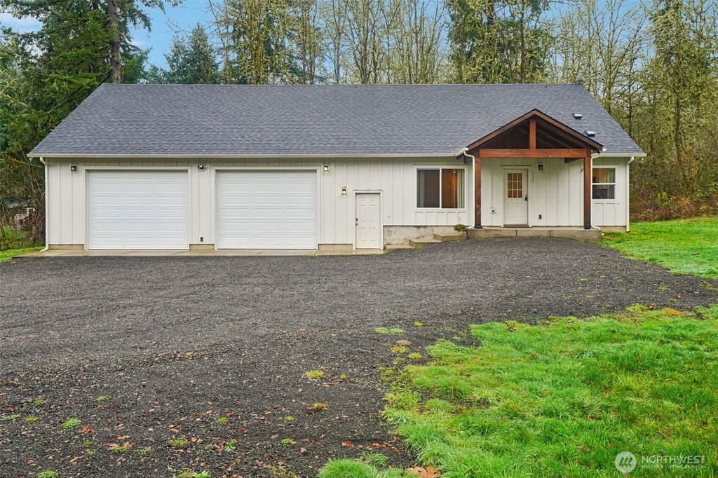Photo of 111 Finn Hall Road, Woodland, WA 98674 (MLS # 2458714)