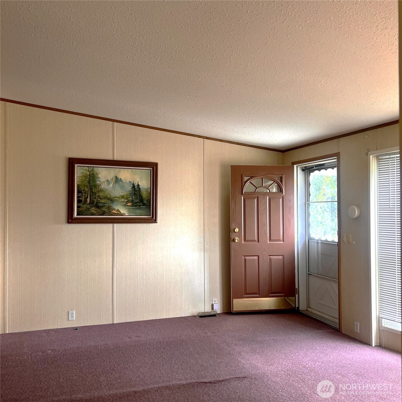 1611 Fairview Ave
