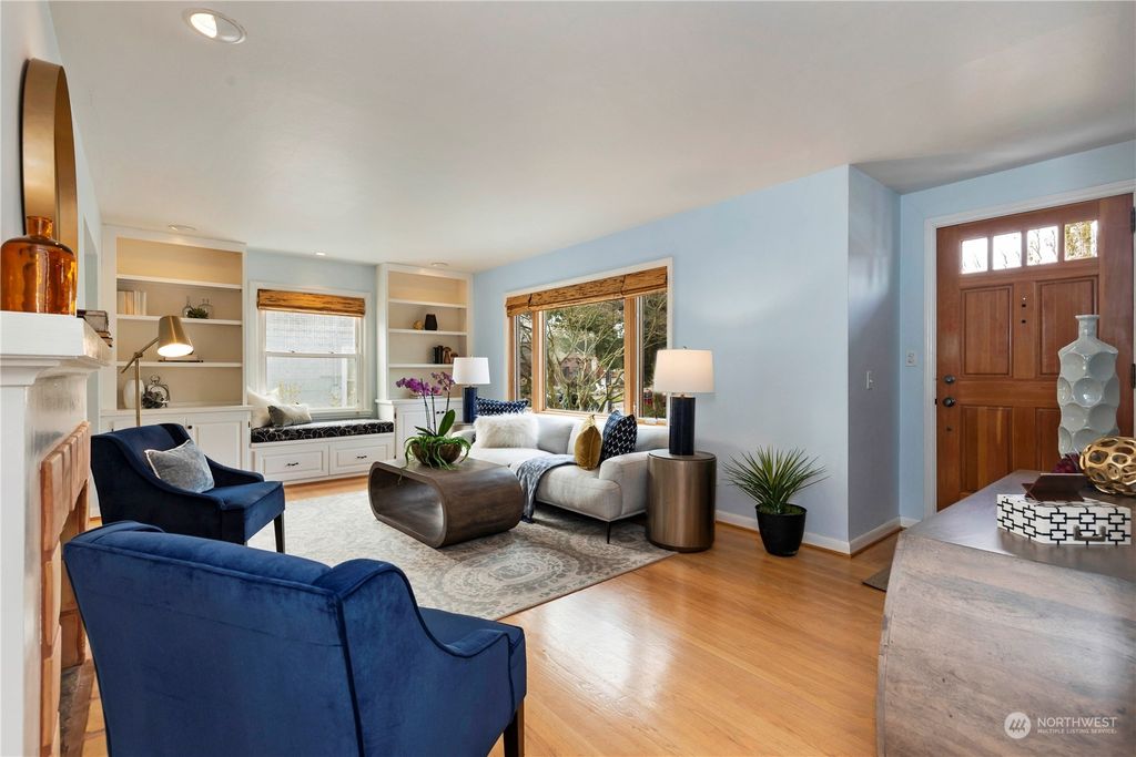 Photo of 8306 18th Avenue NW, Seattle, WA 98117 (MLS # 2207327)