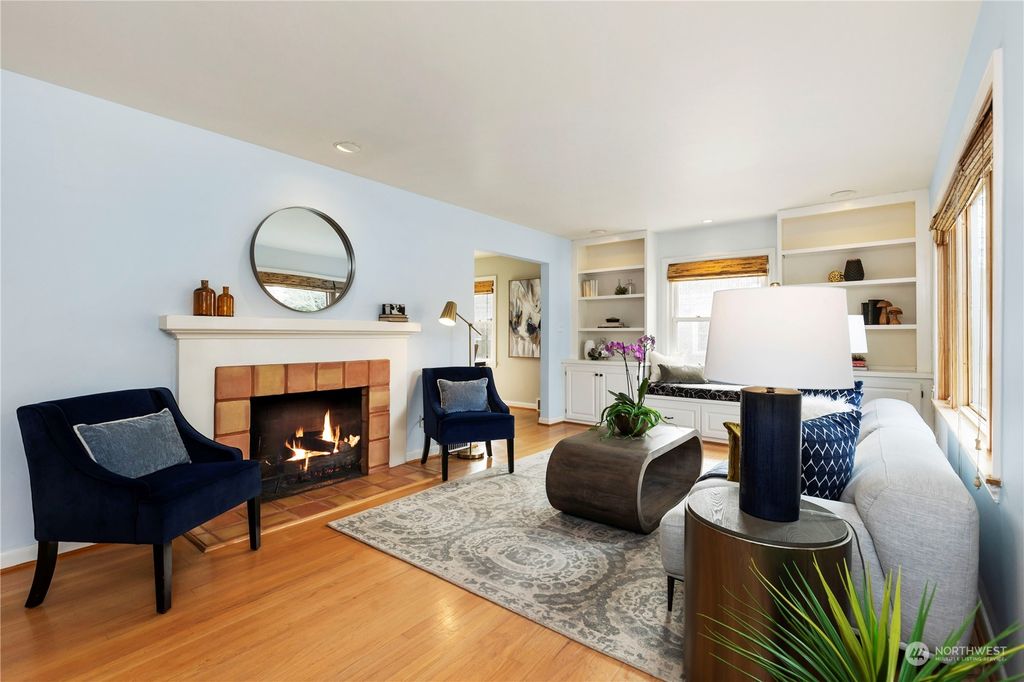 Photo of 8306 18th Avenue NW, Seattle, WA 98117 (MLS # 2207327)