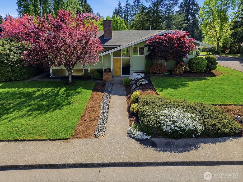 Photo of 2952 Lybarger Street SE, Olympia, WA 98501 (MLS # 2515541)