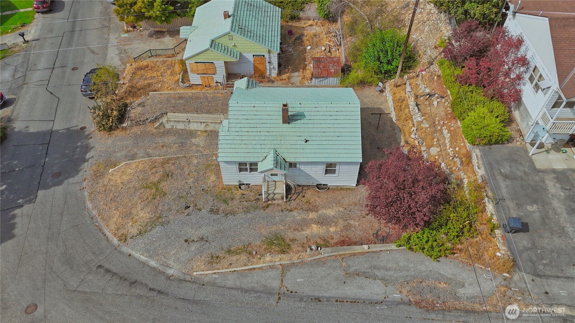 319 E Bartlett Avenue