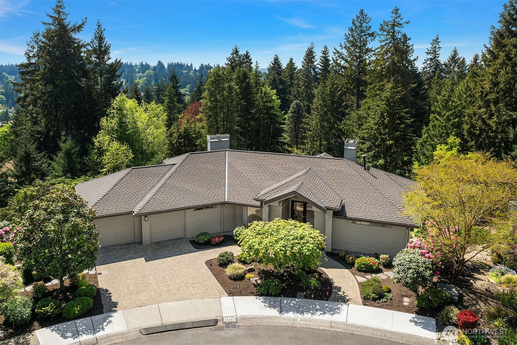 11257 NE 37th Place