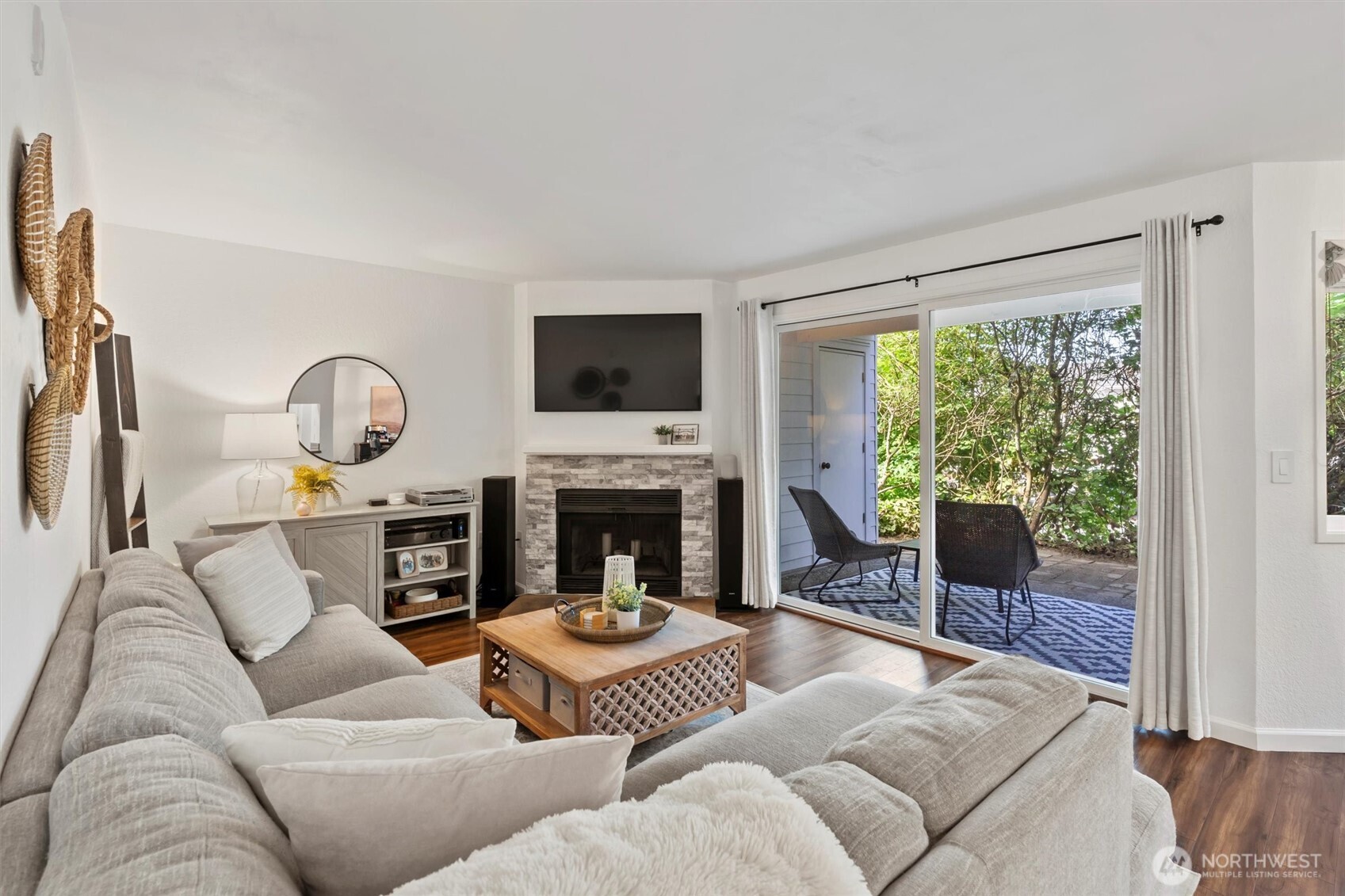 4183 W Lake Sammamish Parkway SE B103