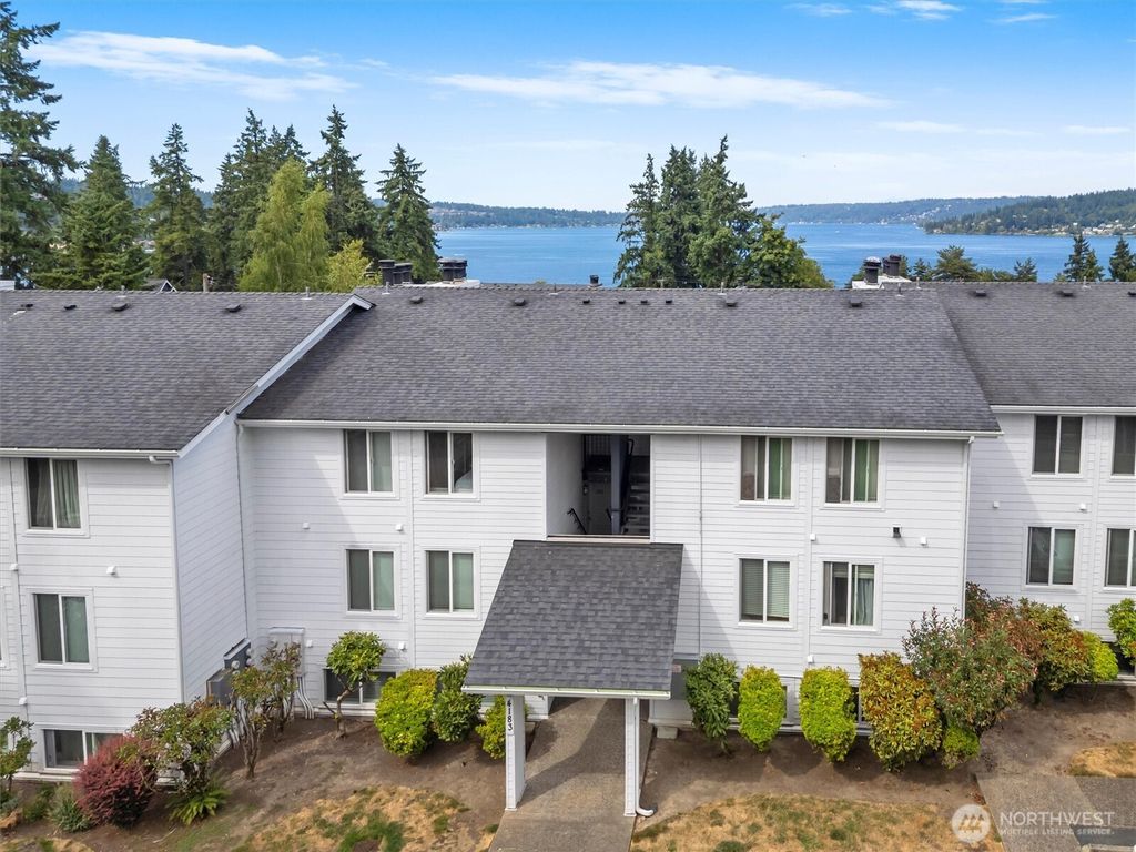 Photo of 4183 W Lake Sammamish Parkway SE #B103, Bellevue, WA 98008 (MLS # 2416916)