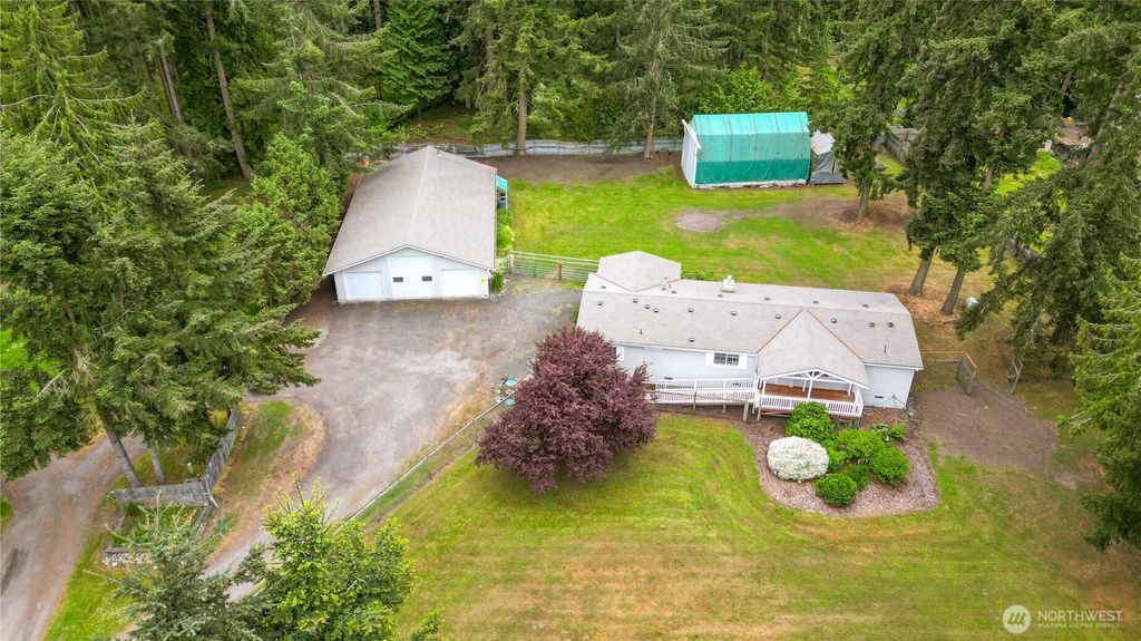 Photo of 94 Riverdale Ln LN, Sequim, WA 98382 (MLS # 2515524)
