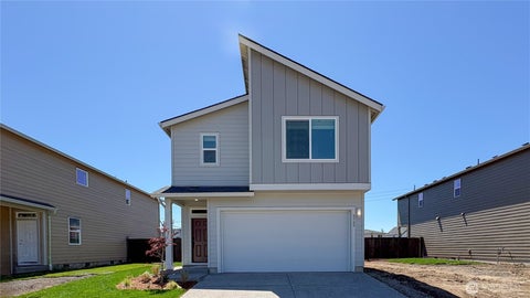 Photo of 2325 Ash Street, Woodland, WA 98674 (MLS # 2544757)