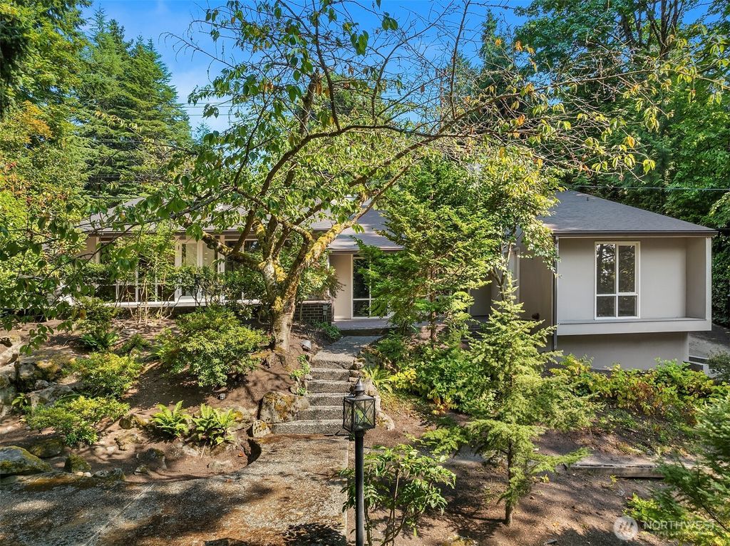Photo of 7775 Shore Lane, Mercer Island, WA 98040 (MLS # 2441418)