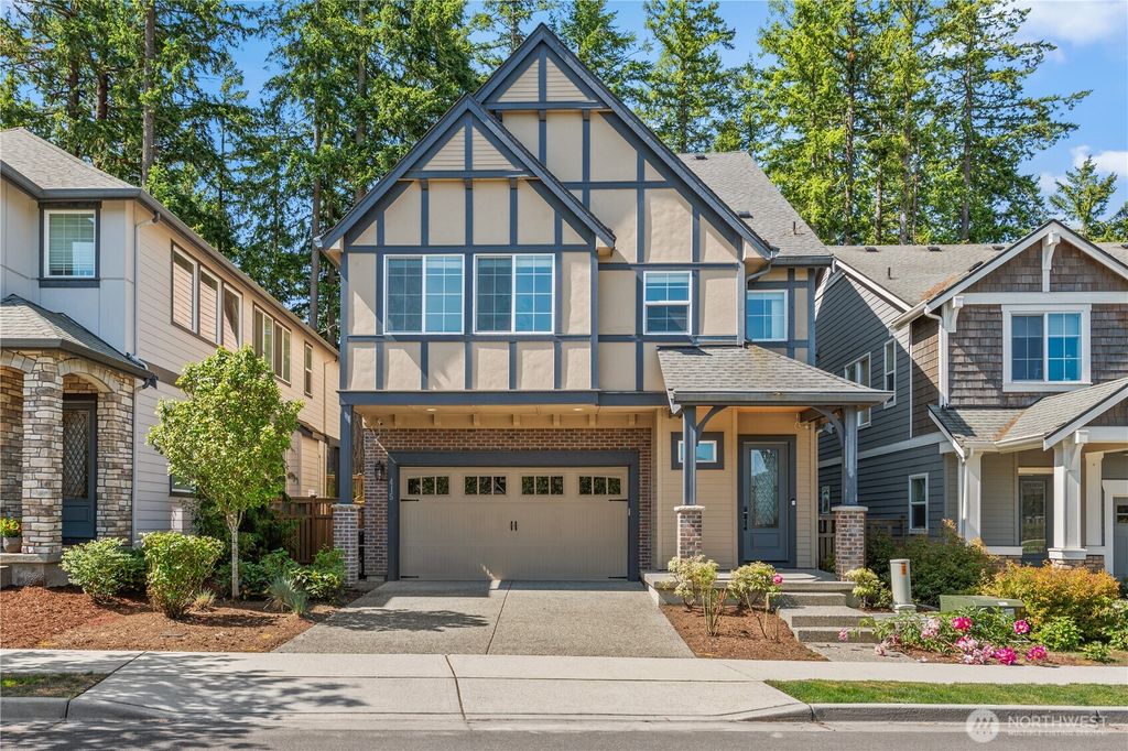 Photo of 415 5th Avenue NE, Issaquah, WA 98029 (MLS # 2388376)