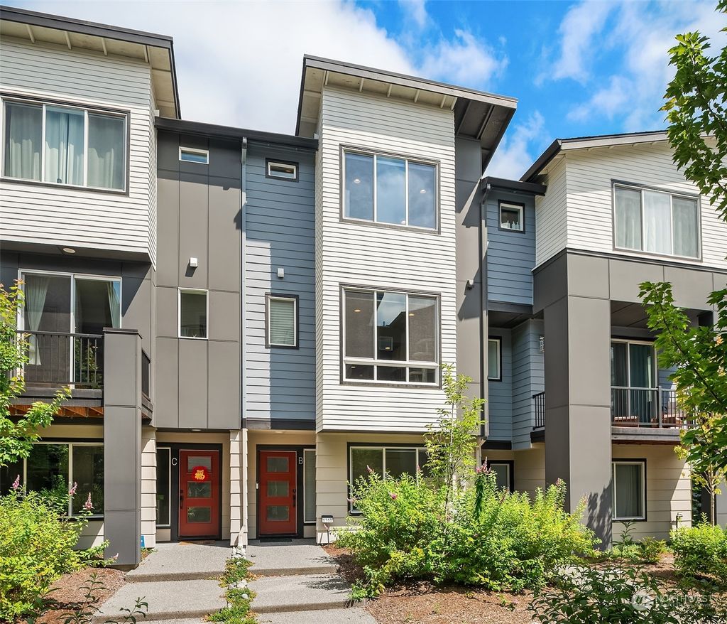 Photo of 616 237th Place SE #B, Bothell, WA 98021 (MLS # 2265442)
