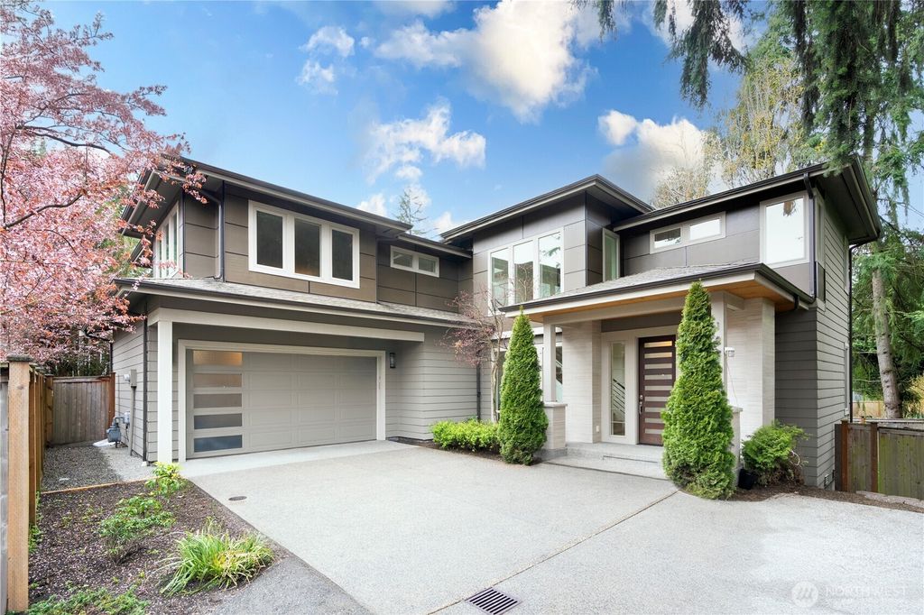 Photo of 12432 NE 75th st St, Kirkland, WA 98033 (MLS # 2346232)