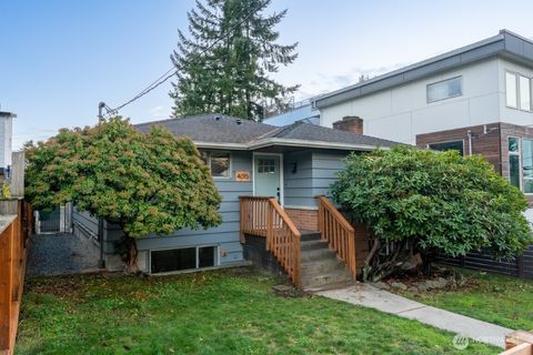 Photo of 4015 SW Thistle Street #A, Seattle, WA 98136 (MLS # 2456991)