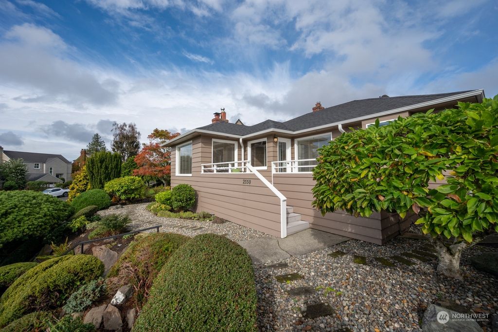 Photo of 2550 Westmont Way W, Seattle, WA 98199 (MLS # 2174641)