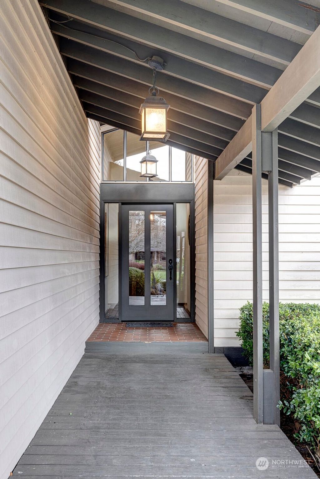 Photo of 48 Skagit Key Ky, Bellevue, WA 98006 (MLS # 2035940)