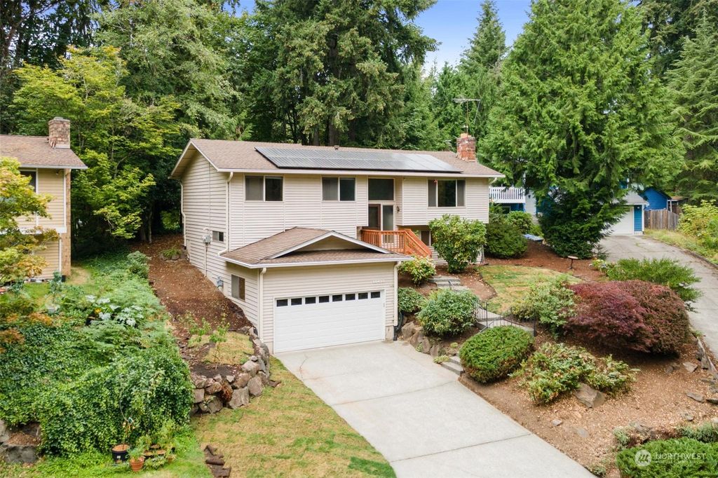 Photo of 10632 NE 148th Street, Bothell, WA 98011 (MLS # 2286445)
