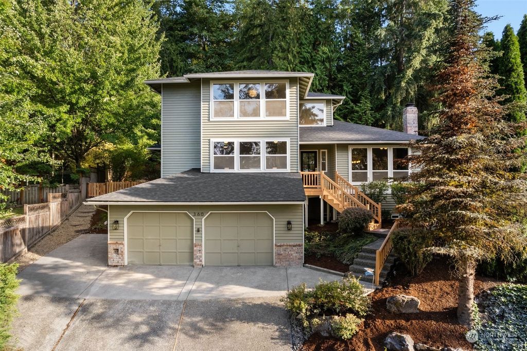Photo of 360 Jasmine Place NW, Issaquah, WA 98027 (MLS # 2278656)