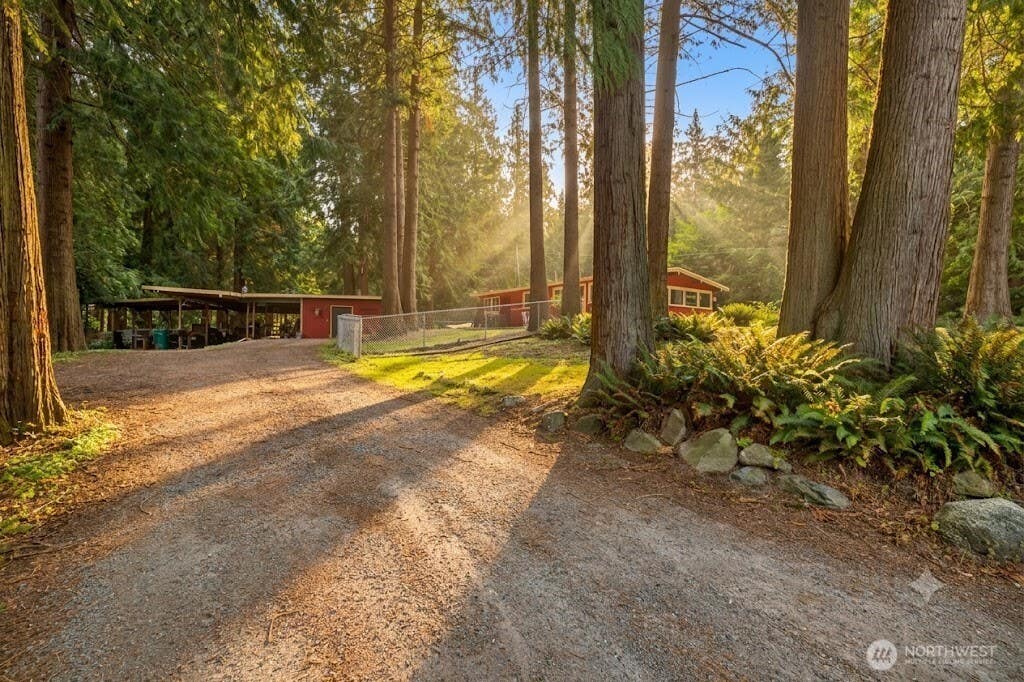 Photo of 1014 N 15th St ST, Mount Vernon, WA 98273 (MLS # 2552912)
