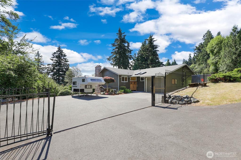 Photo of 4706 Caldwell Road E, Edgewood, WA 98372 (MLS # 2554463)
