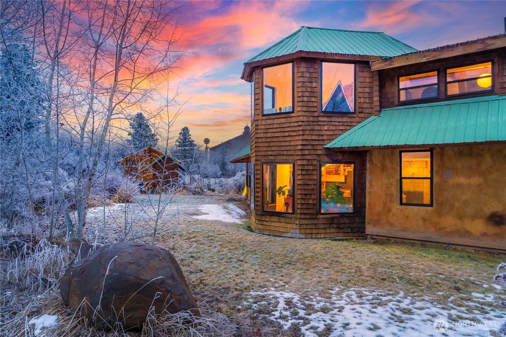 Photo of 1581 Thomas Road, Ellensburg, WA 98926 (MLS # 2471956)