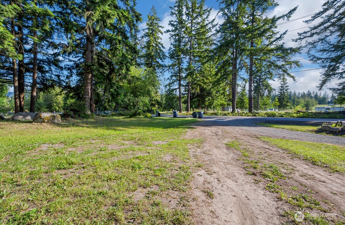 39715 Eatonville Cutoff Road E