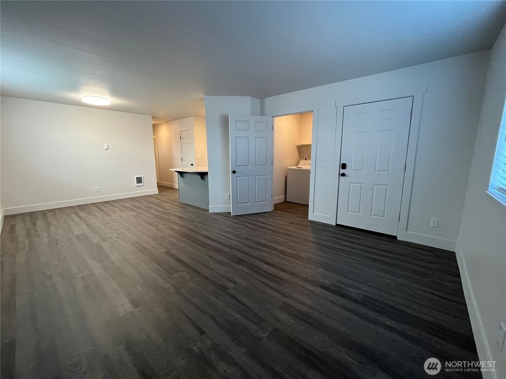 Photo of 806 E White Birch Avenue, Ellensburg, WA 98926 (MLS # 2499614)