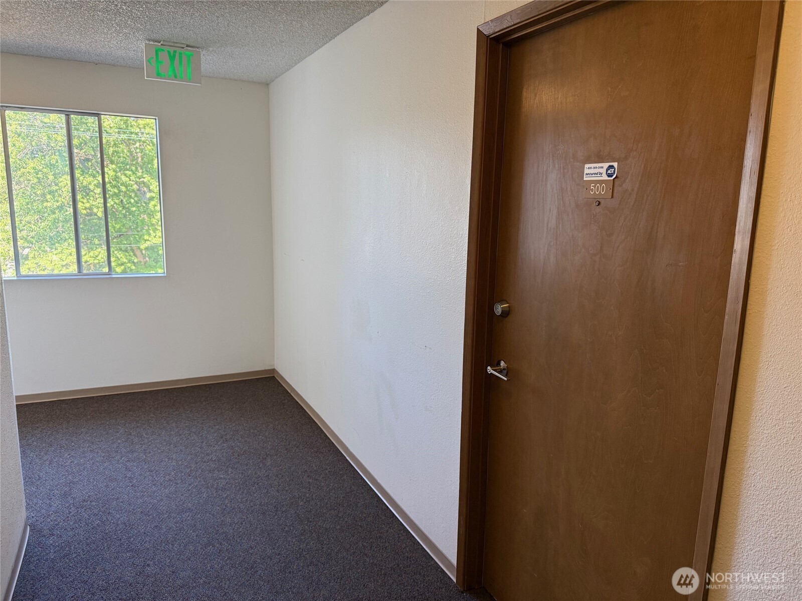 9030 Seward Park Avenue S 500