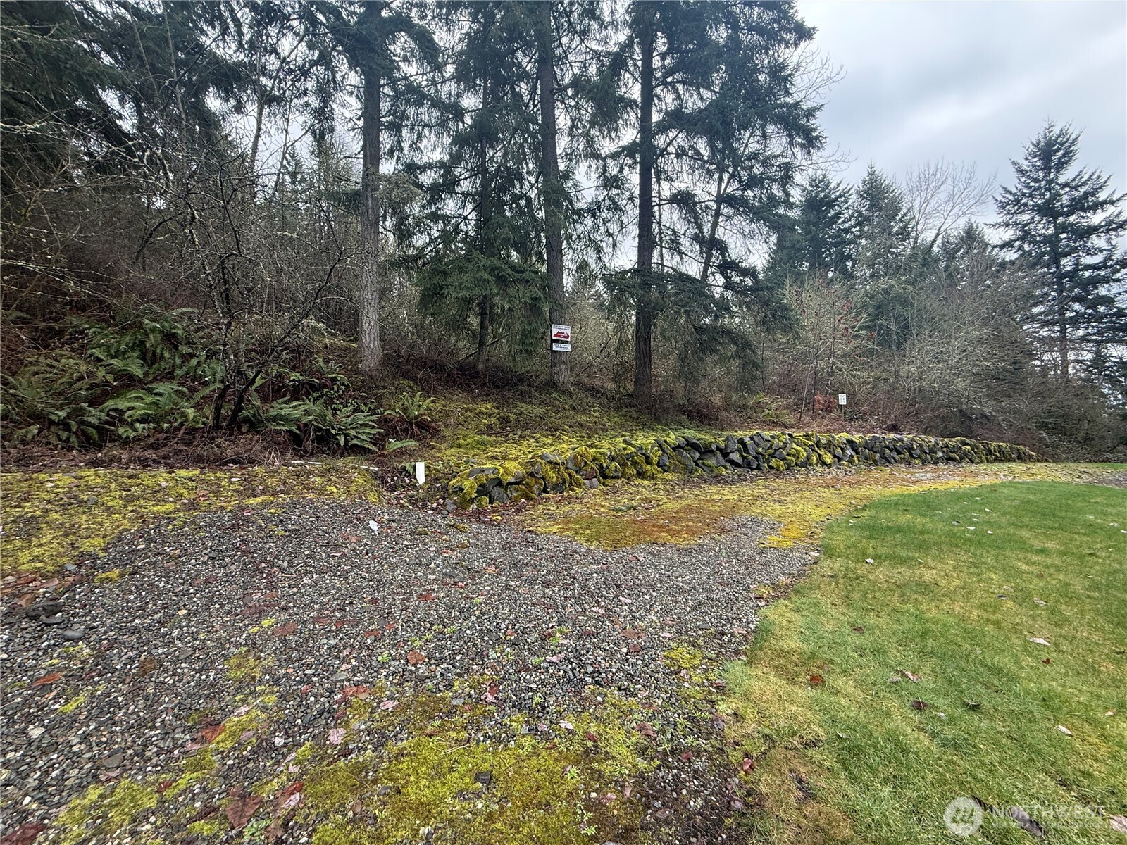 161 XX lakeland hills Way