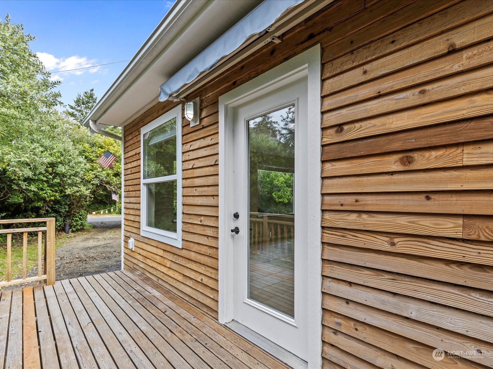 160 S Port Loop SW